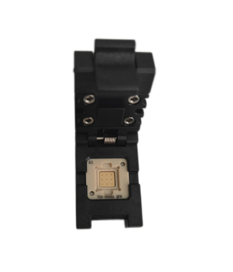 Clamshell test socket
